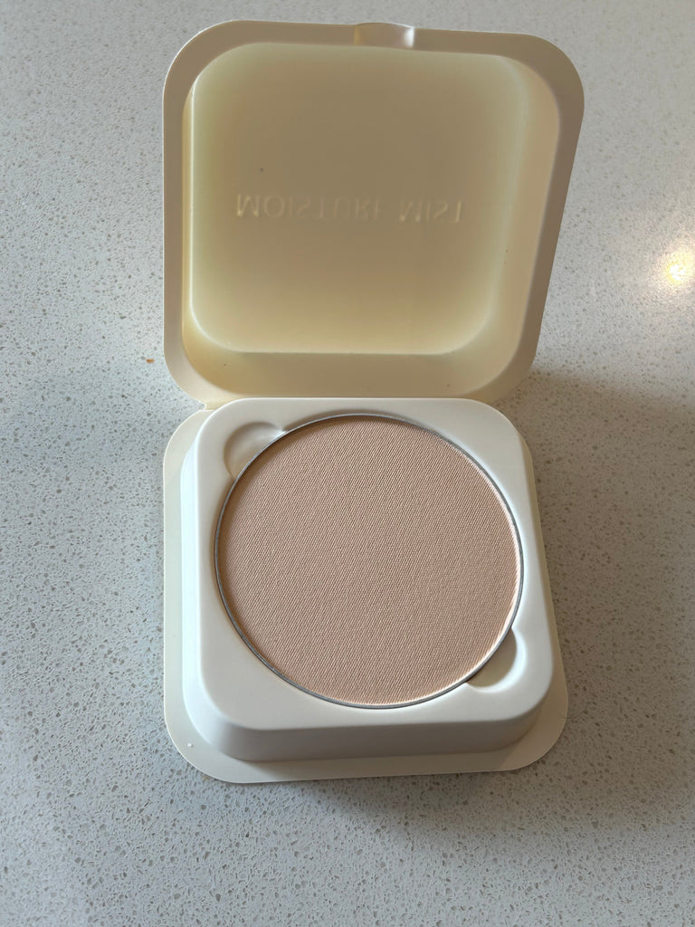 Shiseido Makeup Shiseido substitute for Advanced Hydro-Liquid Compact   BF20 - Buff (natural light buff )