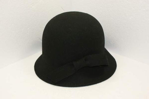 Stylish Felt Fedora with Black Trim (One Size) - Black